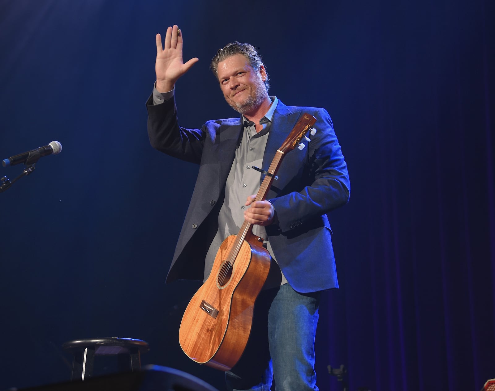 NASHVILLE, TN - SEPTEMBER 19:  Blake Shelton performs onstage at the Nashville Songwriters Awards 2018 at Ryman Auditorium on September 19, 2018 in Nashville, Tennessee.  (Photo by Jason Kempin/Getty Images)