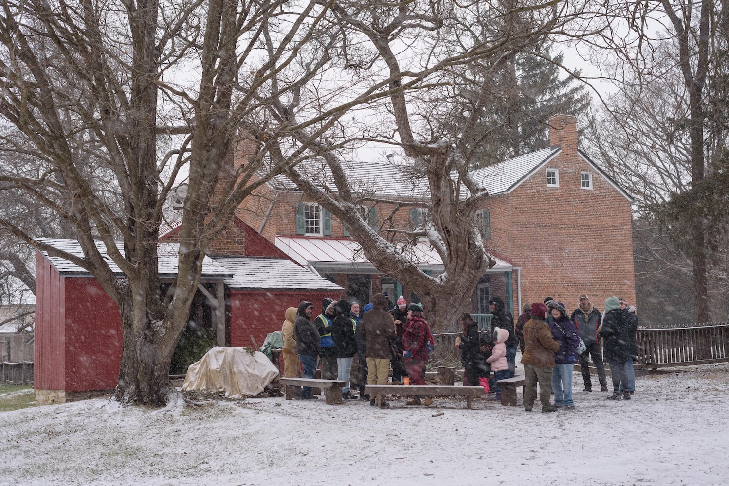PHOTOS: 2025 Christmas on the Farm at Carriage Hill MetroPark