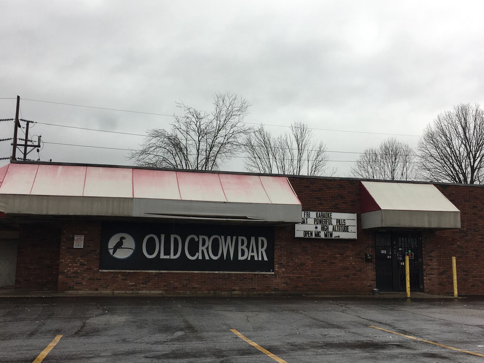 Old Crow Bar on Jackson Lane in Middletown. RICK McCRABB / STAFF