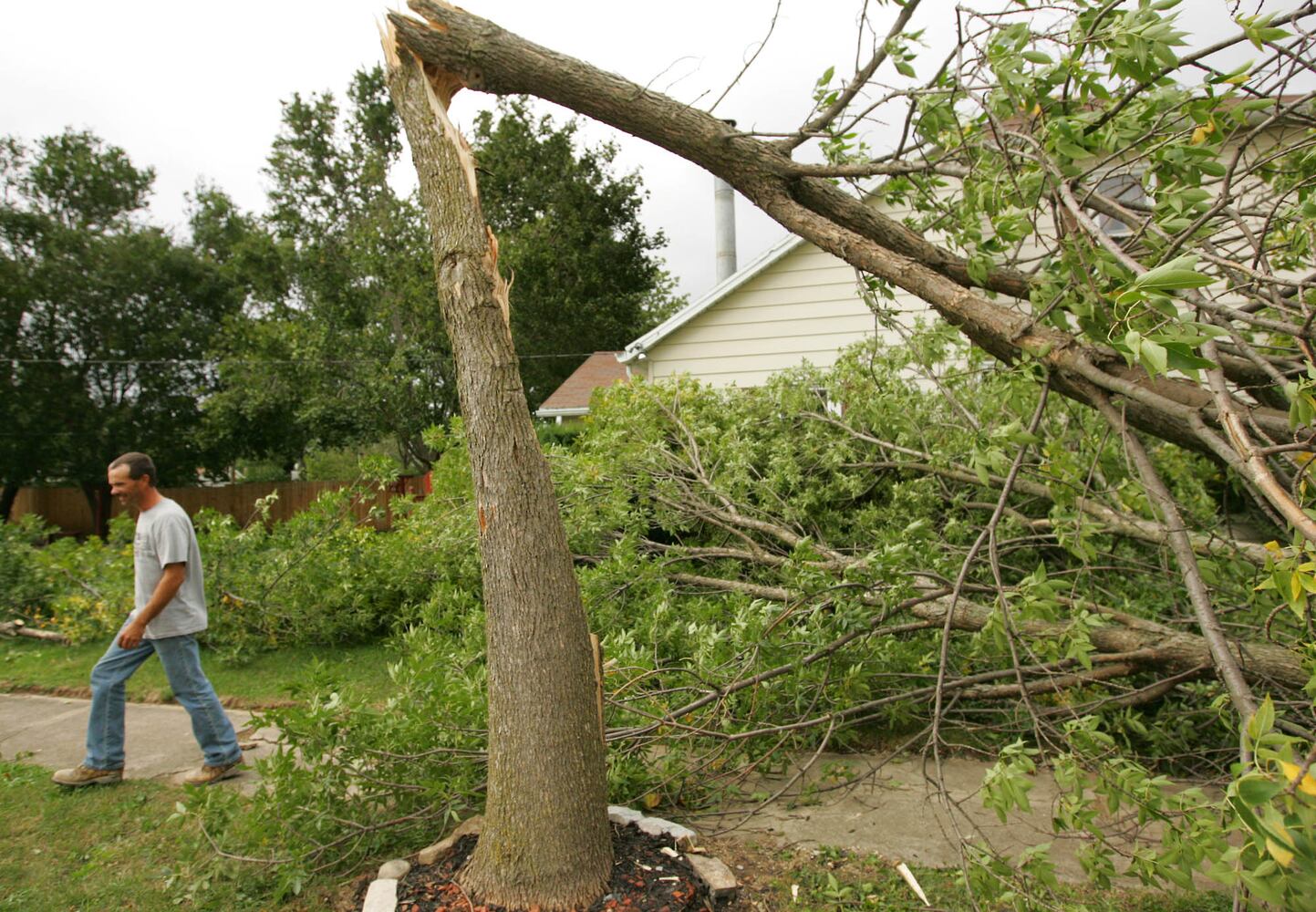 Hurricane Ike blasts the Miami Valley a decade ago