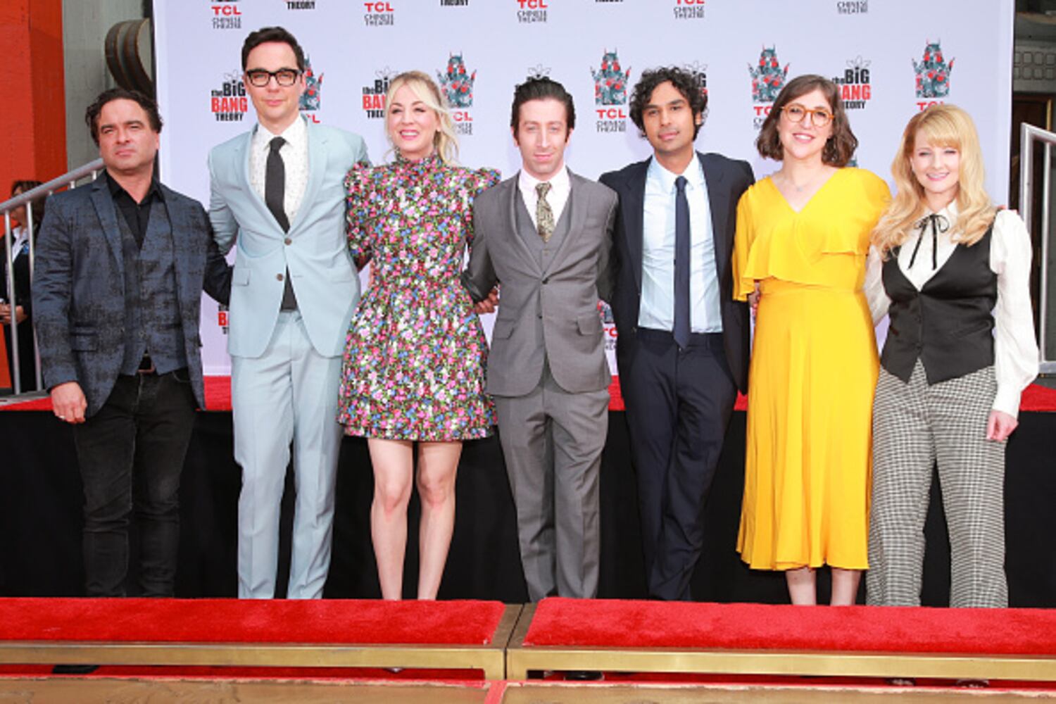 Photos: The Big Bang Theory Cast holds series finale party