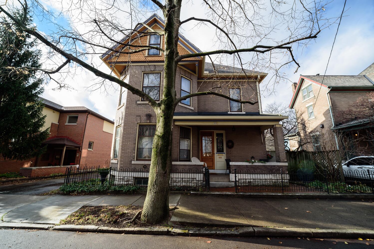 PHOTOS: The Oregon Historic District’s Virtual Grand Holiday Tour of Homes