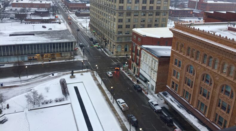 Snow in downtown Springfield. Jeff Guerini/Staff
