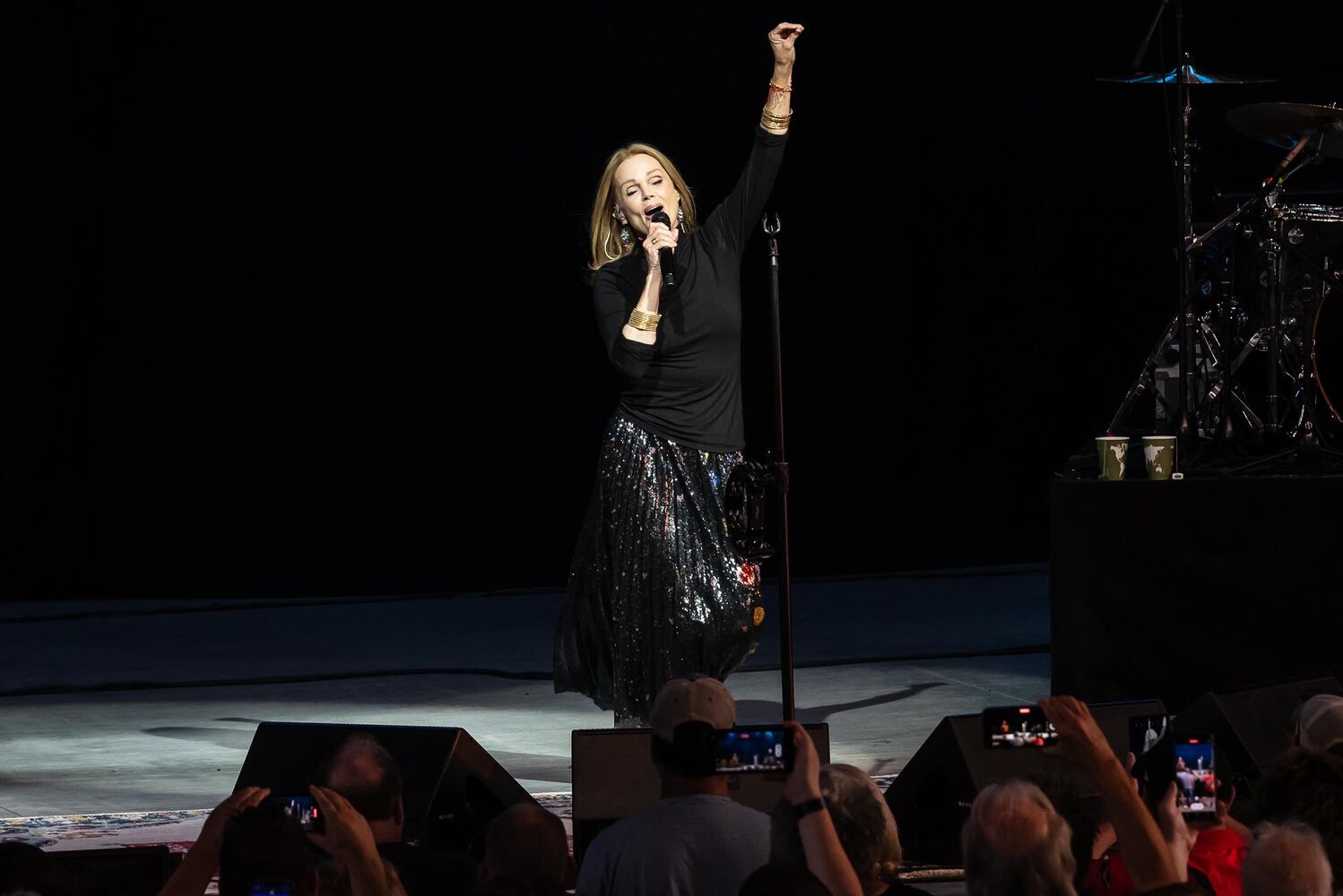 PHOTOS: Belinda Carlisle & M. Ross Perkins Live at Rose Music Center