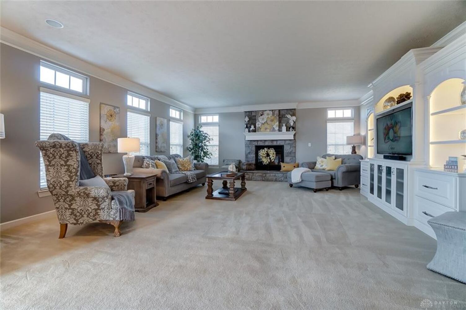 PHOTOS: Luxury Waynesville home has views of ponds