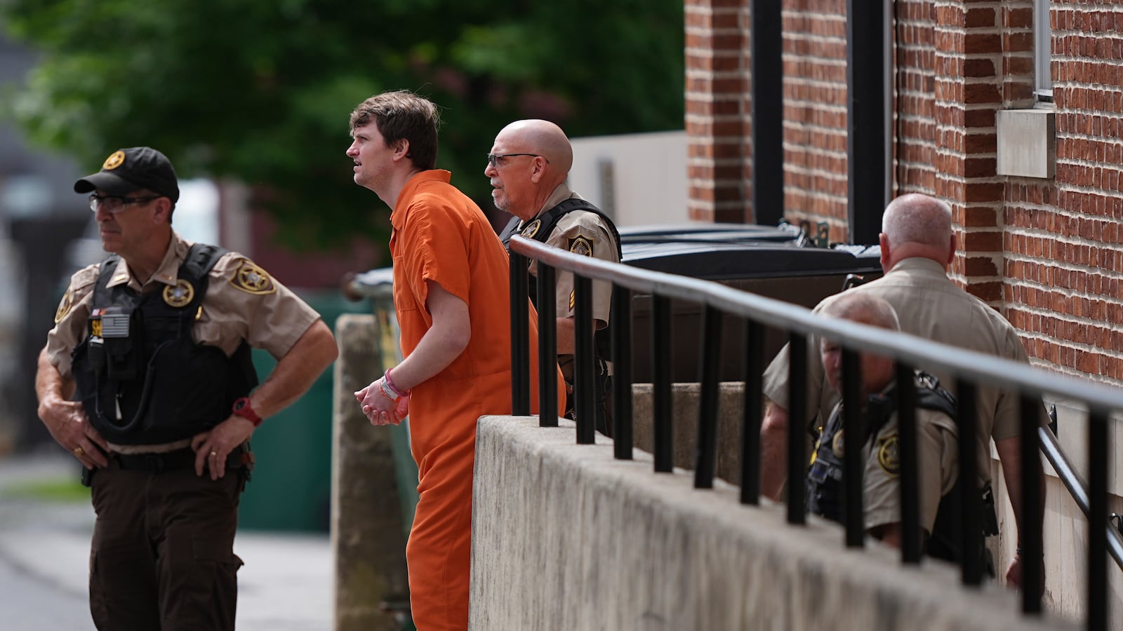 Sexual assault suspect Ian Cleary departs from the Adams County Court House in Gettysburg, Pa., Thursday, May 29, 2025. (AP Photo/Matt Rourke)