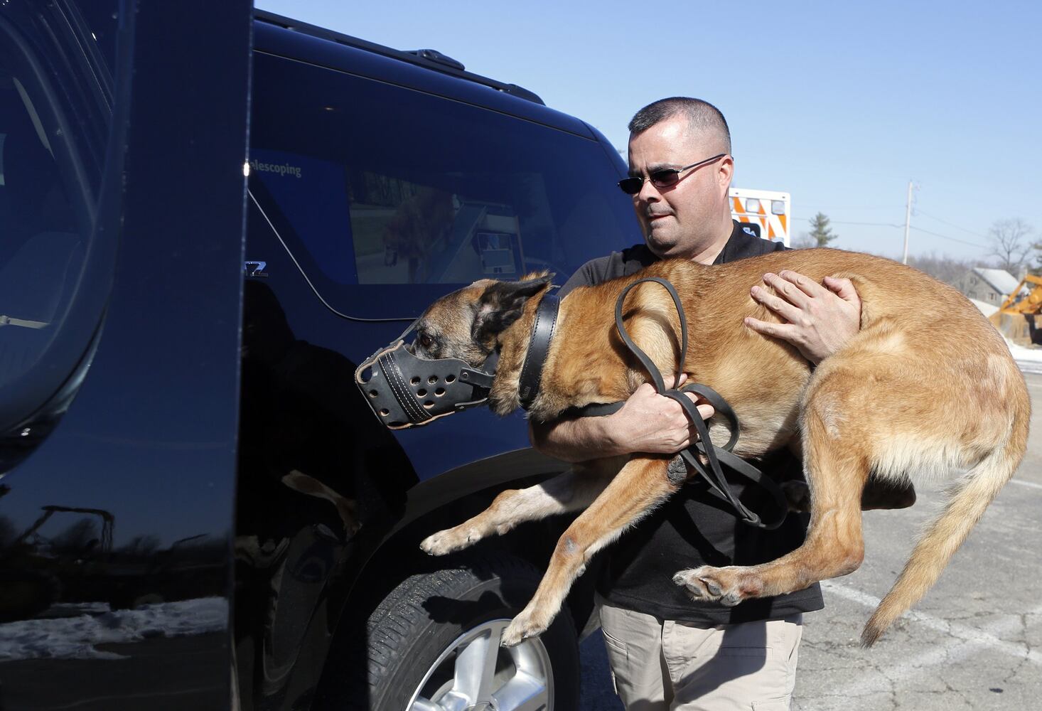 News hounds (3/13/2014)