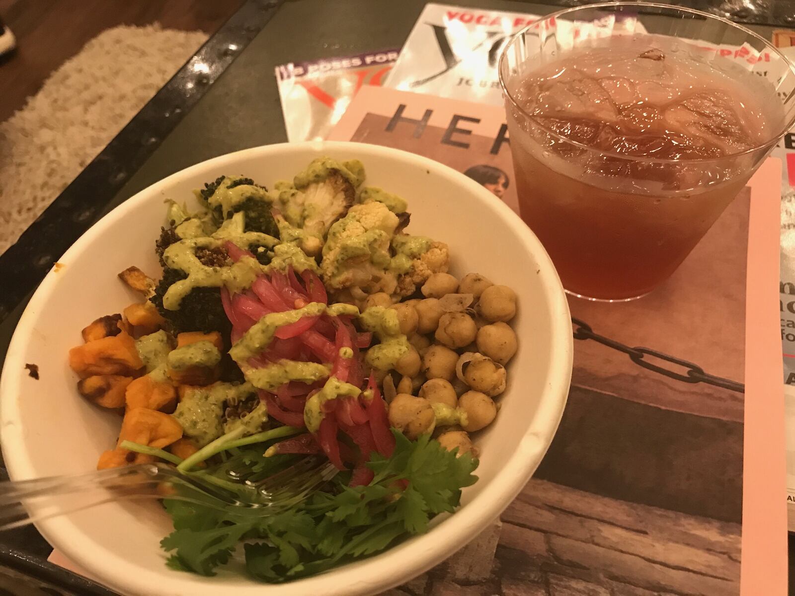 To launch the new menu, Piada hosted its first ever Taste Tour, giving Piada’s biggest fans around the nation the opportunity to taste the new fall and winter menu before anyone else. We tried the new Harvest Grain & Apple Salad, Mediterranean Power Bowl, Porchetta Sandwich and Blood Orange Pomegranate Tea at the Dayton Taste Tour stop at Speakeasy Yoga.
