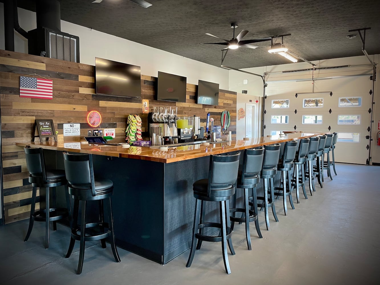 Long’s Sideout Sports & Spirits