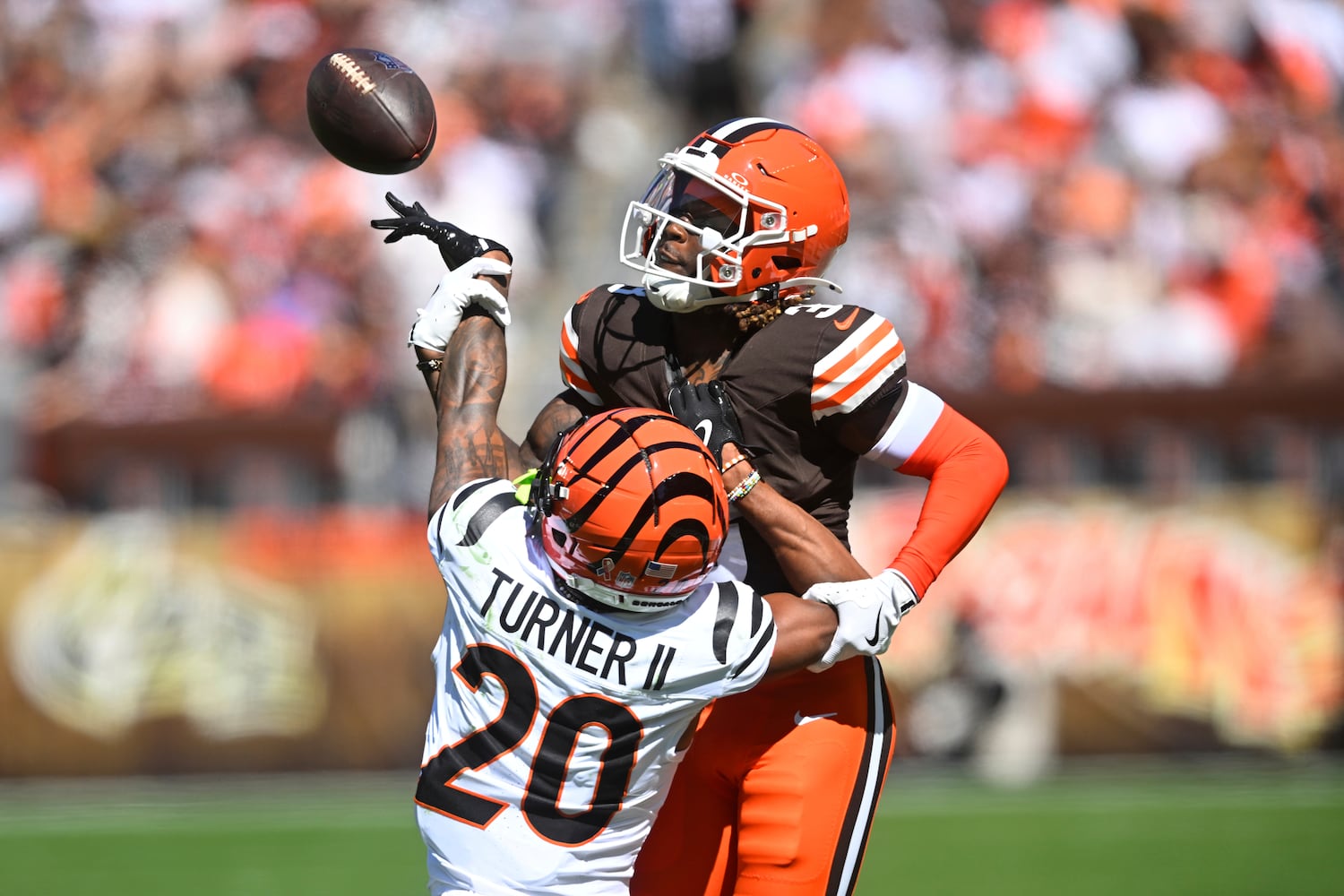 APTOPIX Bengals Browns Football