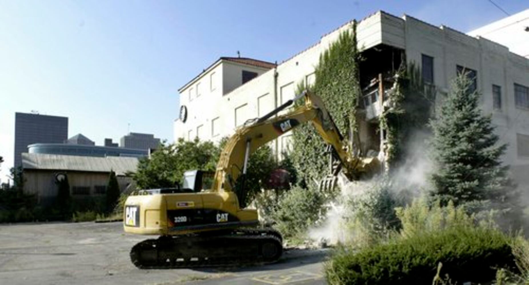 4 Riverplace in Dayton demolished