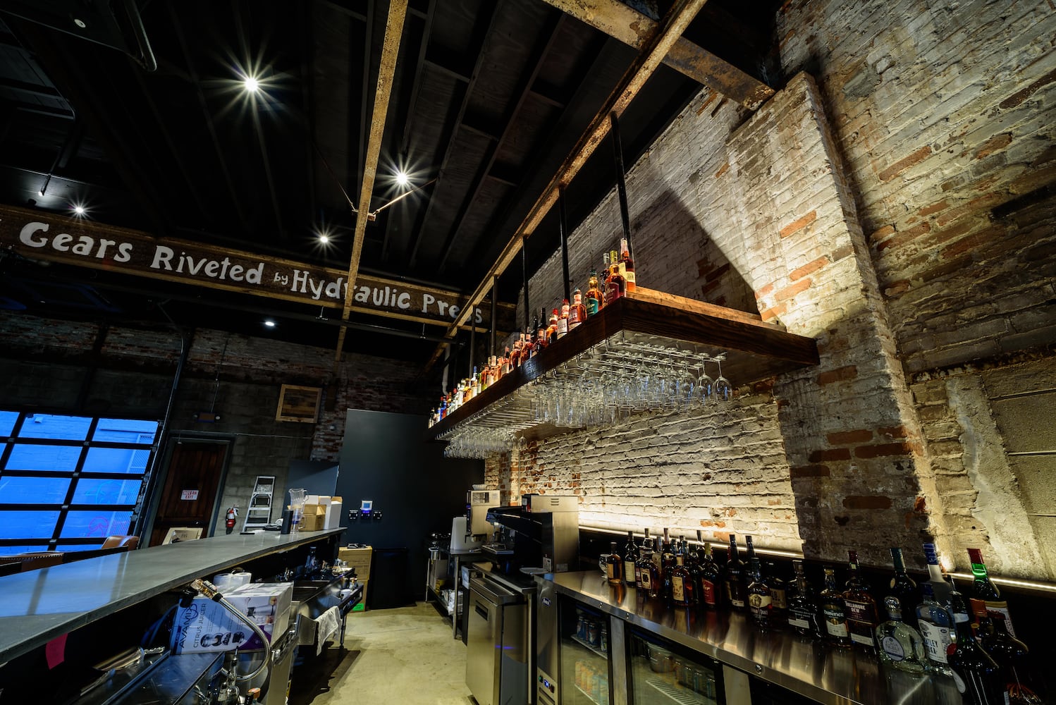 Dayton Barrel Works Artisan Distillery