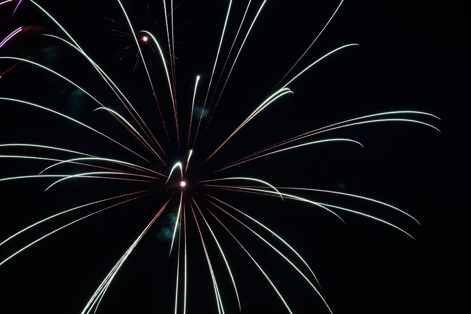 PHOTOS: Gorgeous fireworks light up the sky in Beavercreek