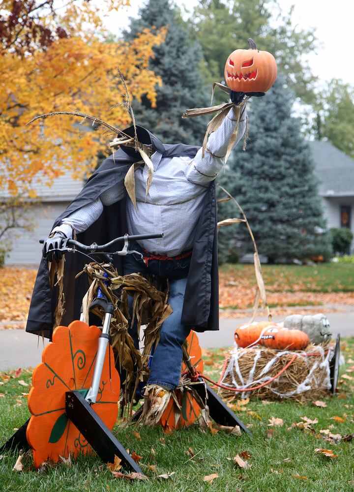 PHOTOS: ‘I’ll take murder hornets for $200 Alex,’ Oakwood’s Scarecrow Row displays creative Halloween fun
