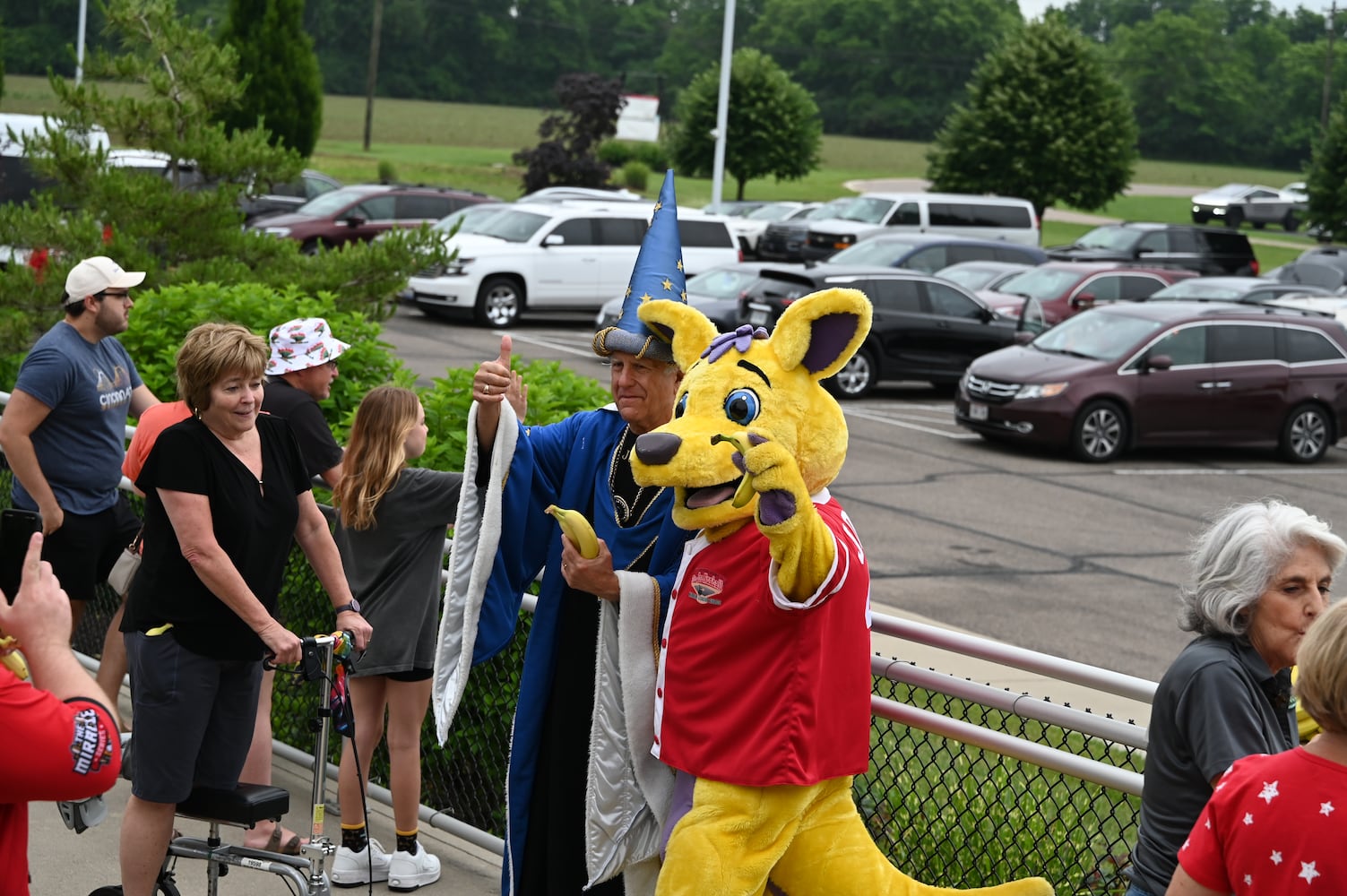 Savannah Bananas make a surprise visit to Nuxhall Miracle League in Fairfield
