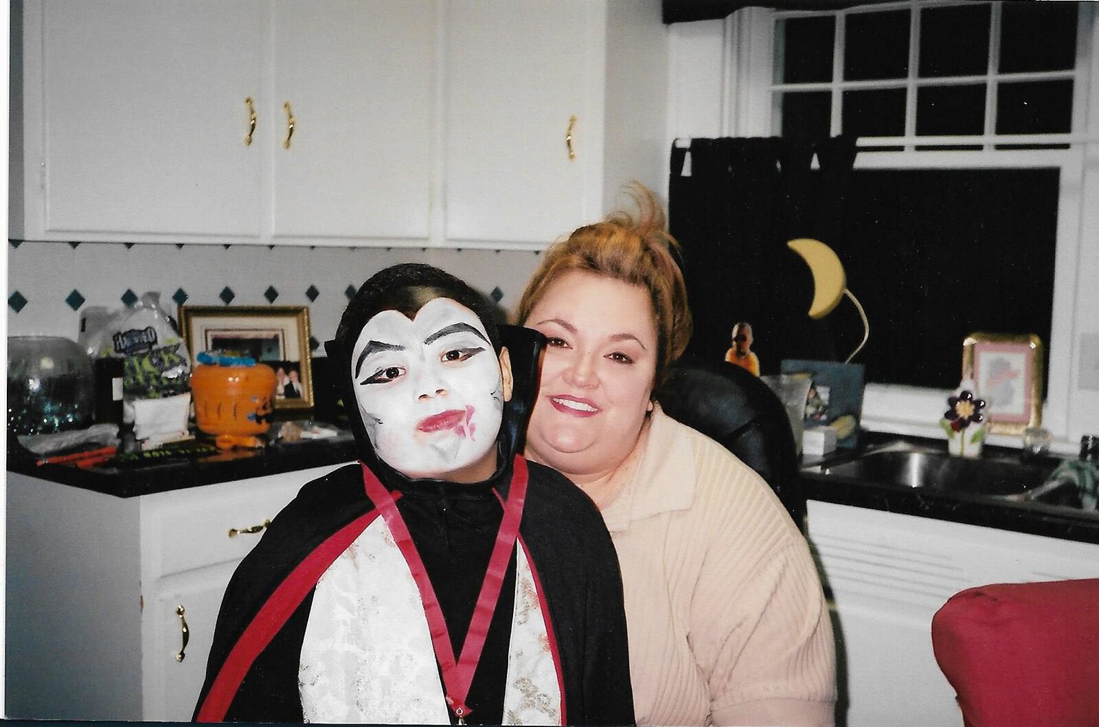 Troy resident Kelley Gunter, the author of the new book "You Have Such a Pretty Face," loss 243 with the help of weight loss surgery in 2002. She says true transformation came when he sought help for her destructive behavior.  She lives with her son Alec and three Rottweilers.