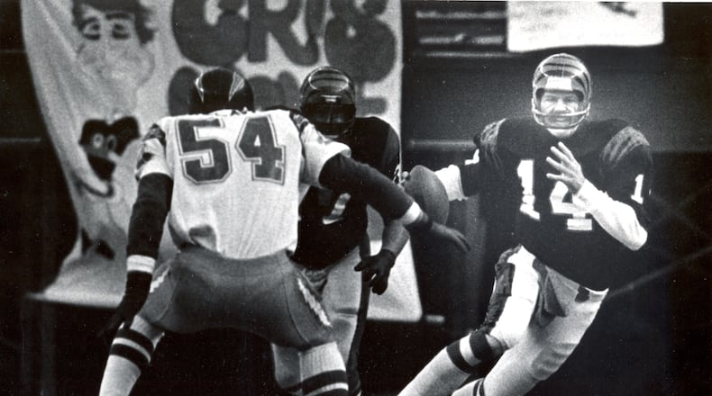 Cincinnati Bengals quarterback Ken Anderson scrambles during the 1981 AFC Championship game against the San Diego Chargers on Jan. 10, 1982. SKIP PETERSON / STAFF