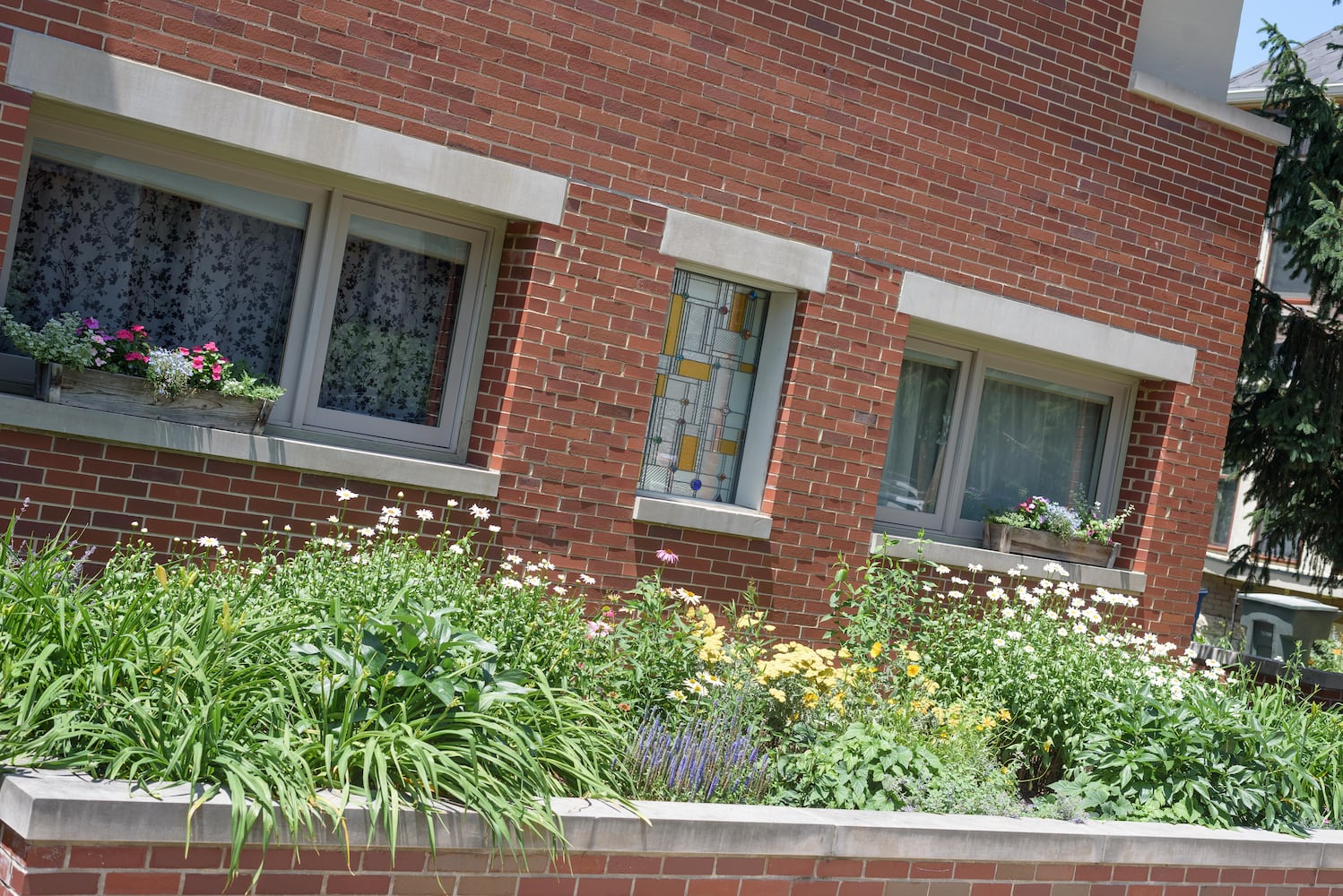PHOTOS: 2025 Oregon Historic District Garden Tour