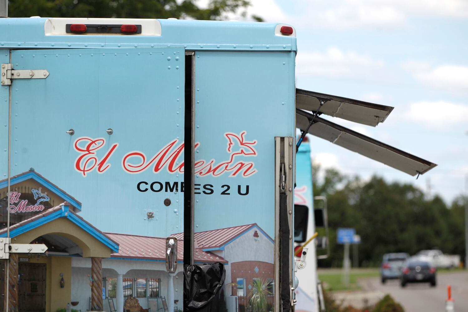 PHOTOS: El Meson delivers their signature dishes – and margaritas– on wheels