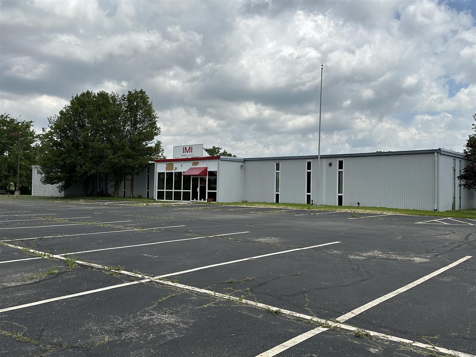 A Montgomery County auditor's office photo of 325 Carr Drive.