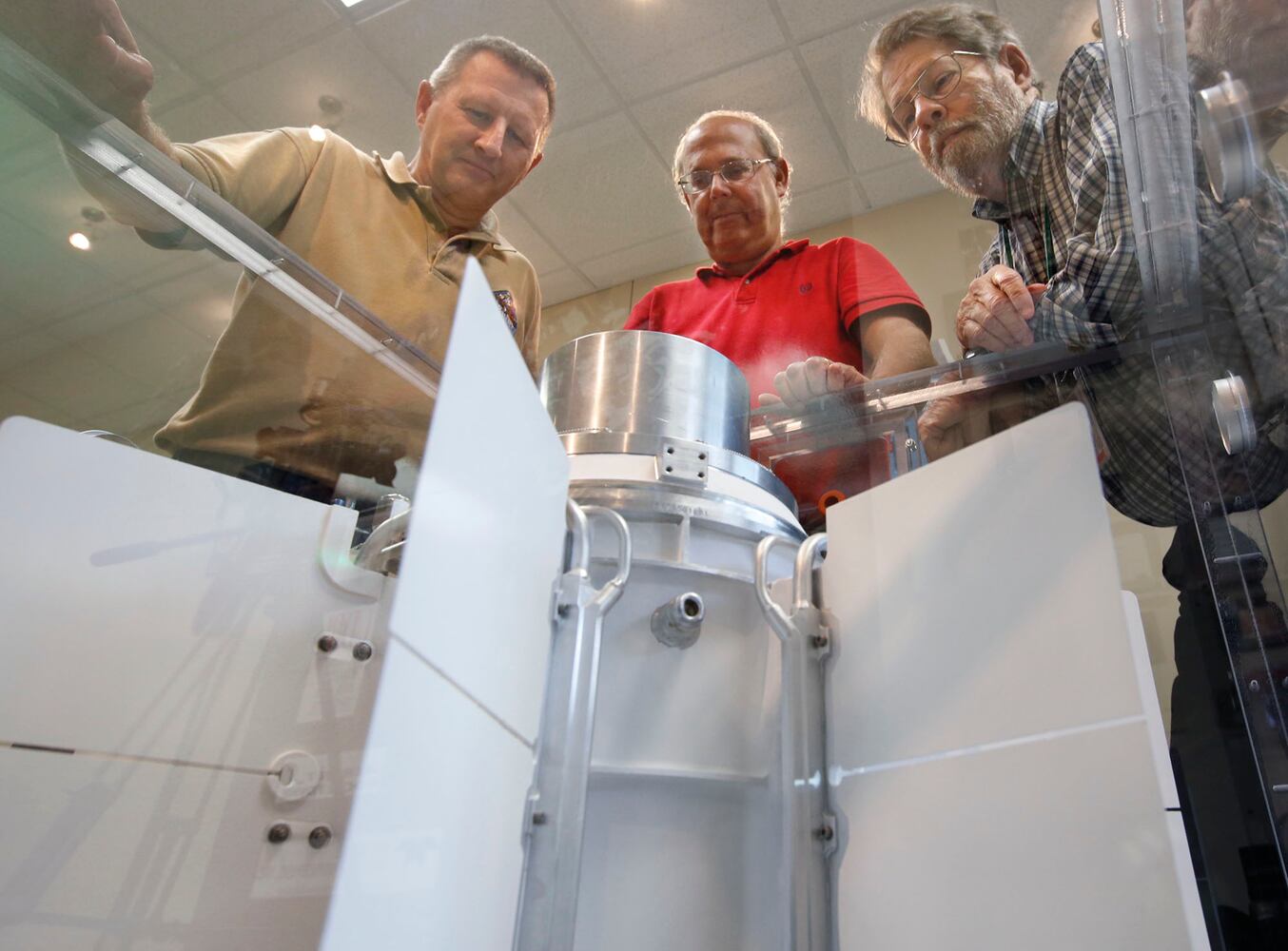 Atomic bomb triggers and radioactive electric generators: Made in Dayton