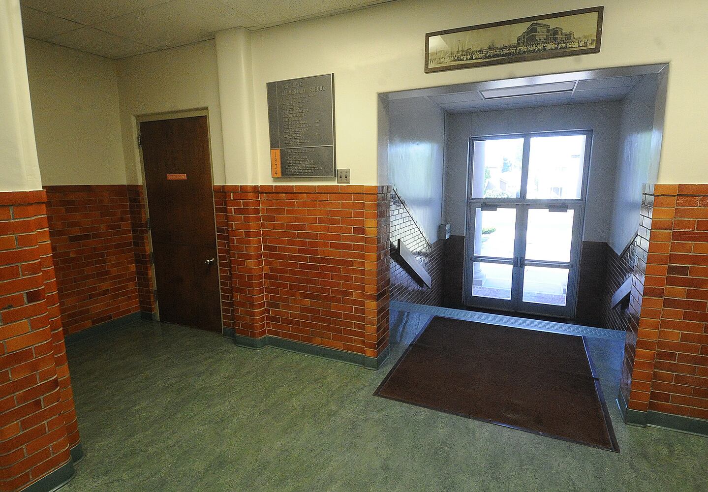 troy school