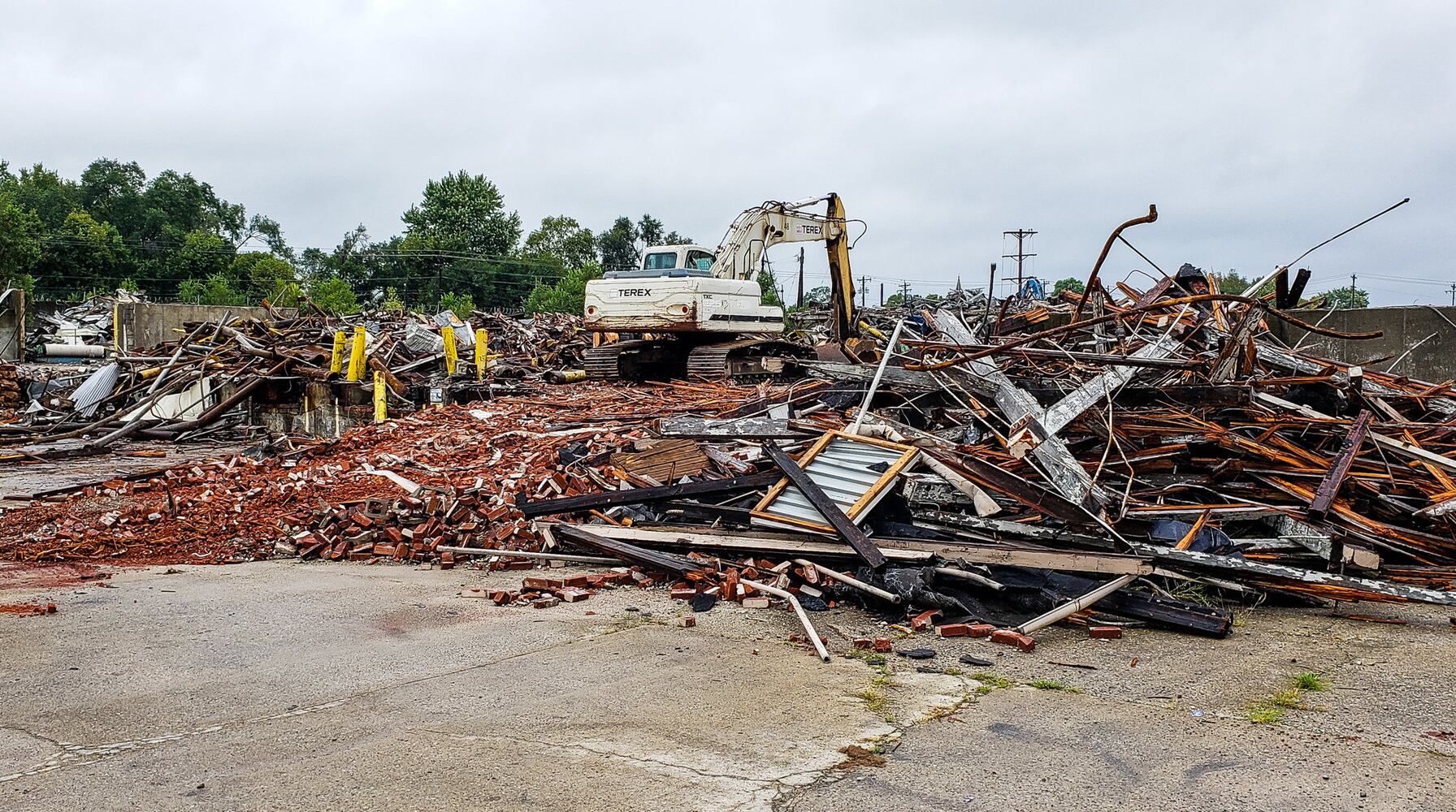 Demolition continues at former Franklin Boxboard building