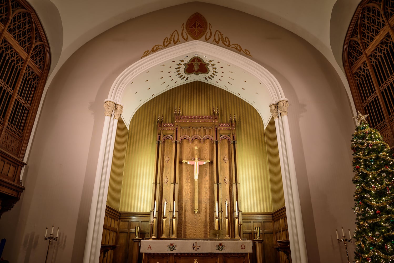 PHOTOS: Take a look inside this iconic Oregon District church as it celebrated its last Christmas
