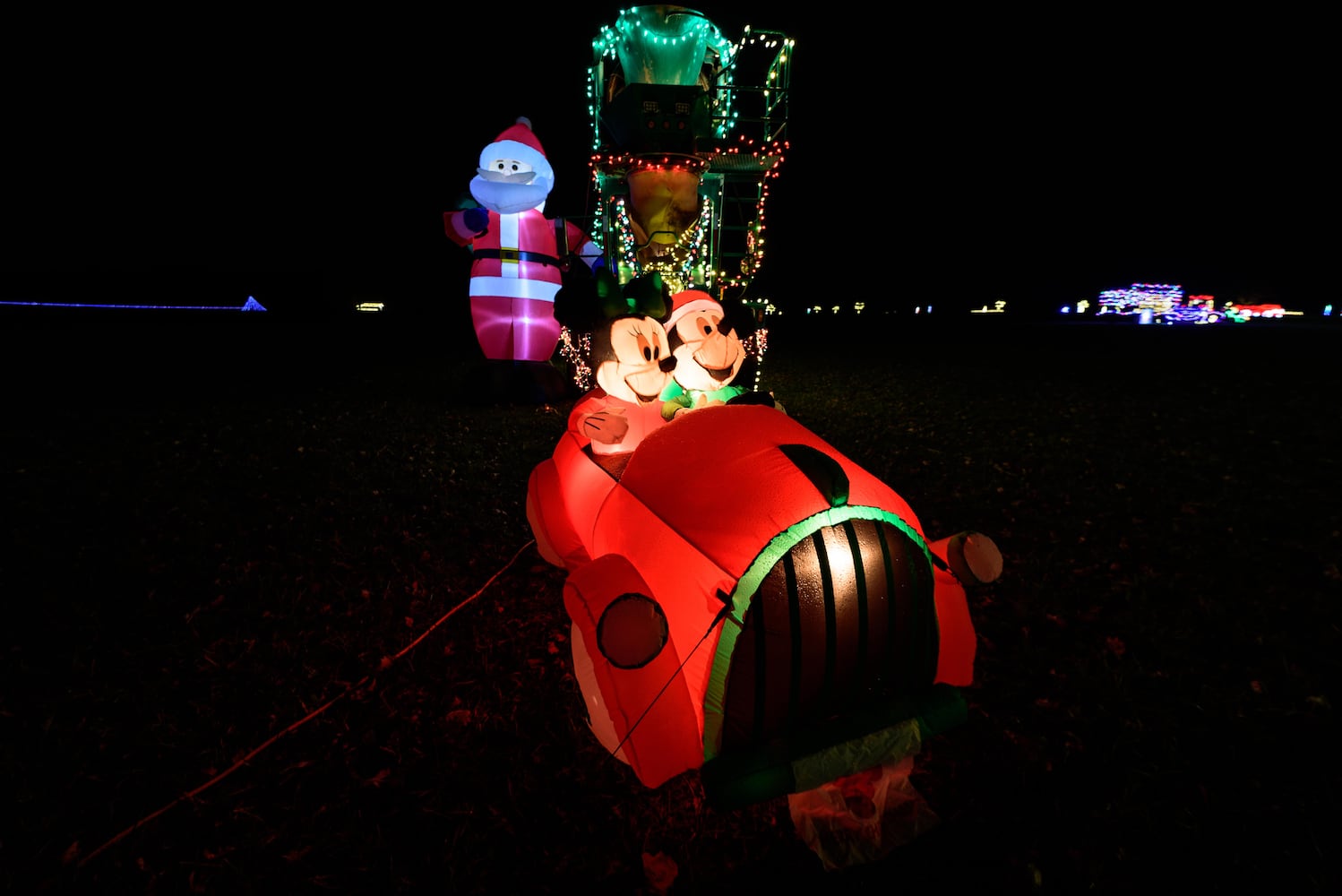 PHOTOS: 2024 Holiday Lights at Lost Creek Reserve in Troy