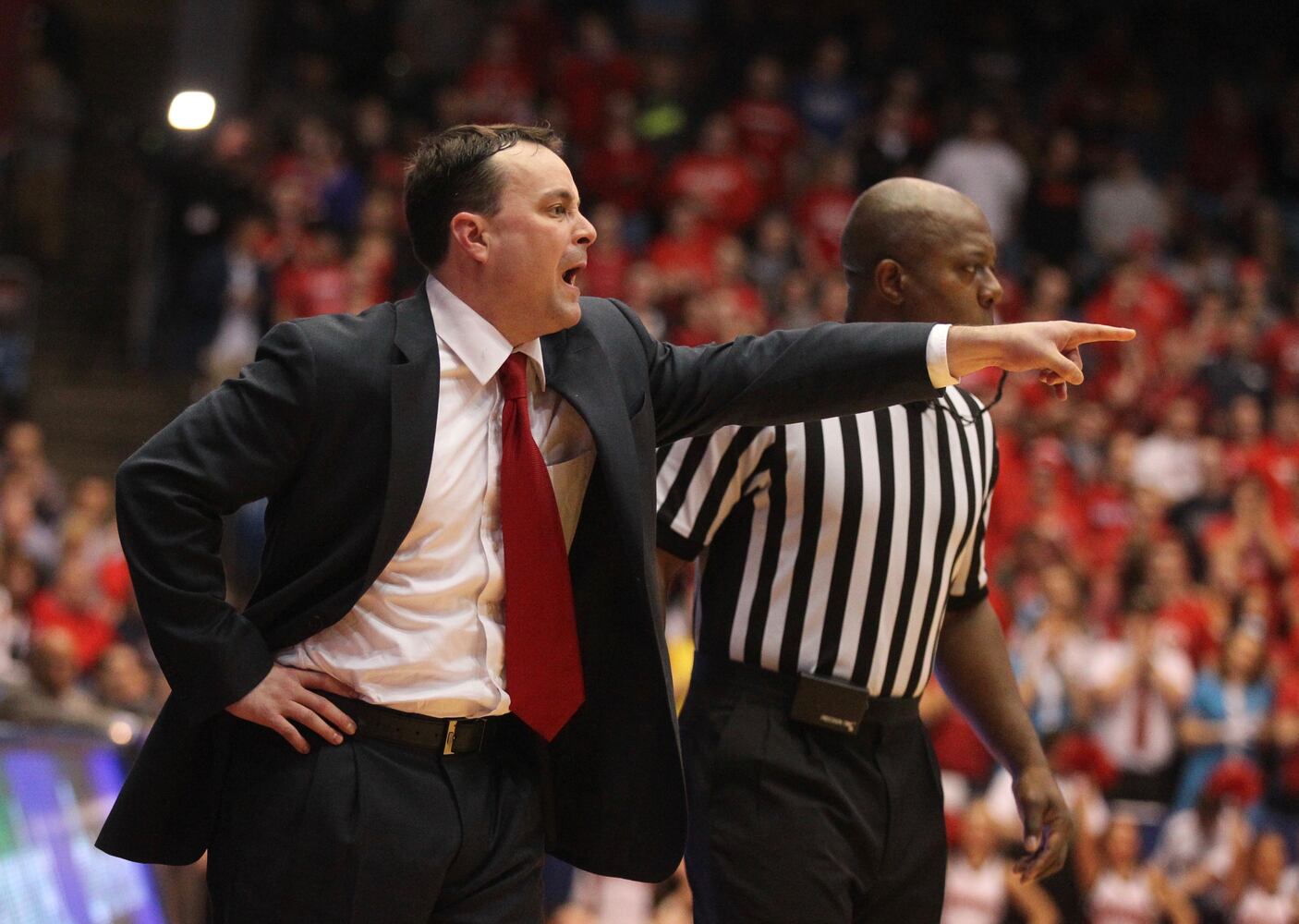 18 photos for 18 wins: Dayton Flyers vs. St. Joseph's