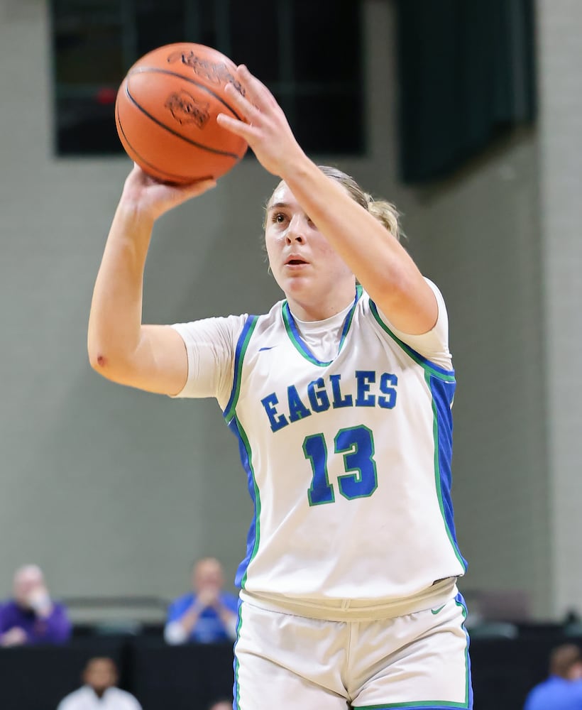 DDN 031226 Chaminade Julienne Copley