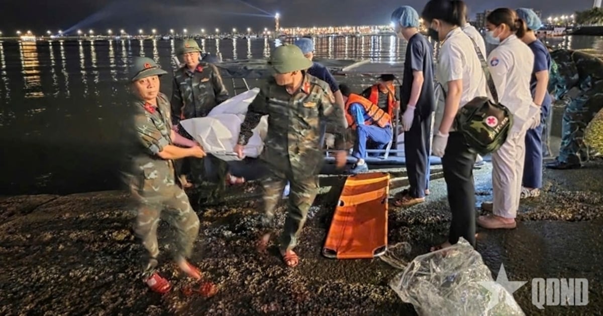 Tourist boat capsizes during a thunderstorm in Vietnam, leaving 34 dead. 8 people remain...