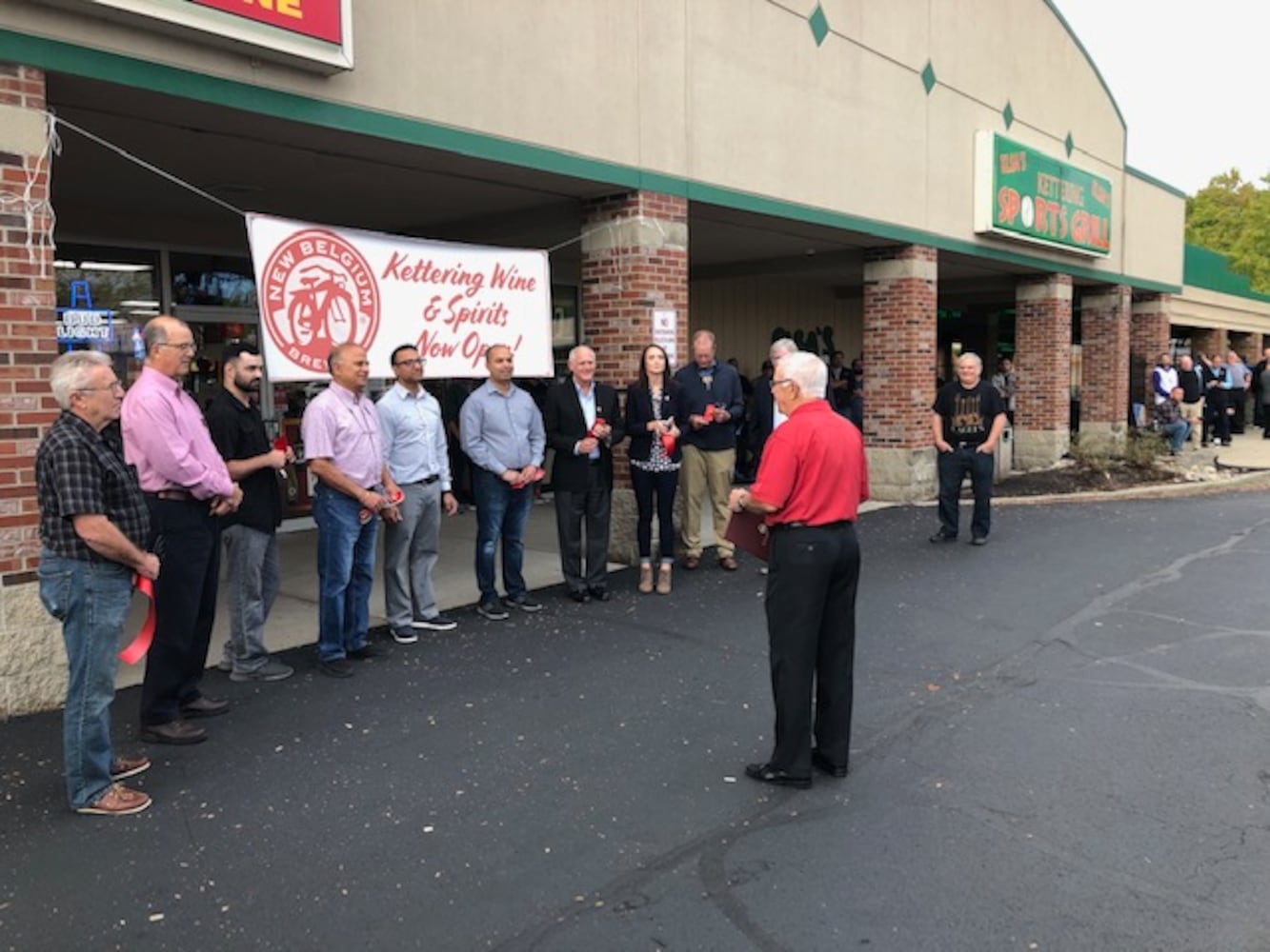 Bourbon lovers turn out in droves in Kettering for ‘Oopsie’ bourbon with a bargain price