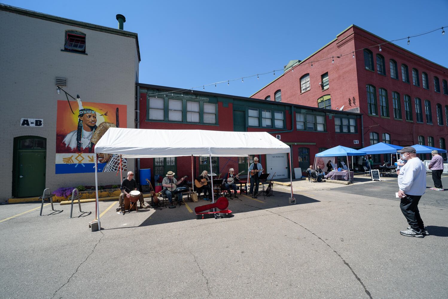 PHOTOS: 3rd Sunday Art Hop Outdoor Market Kick-Off at Front Street