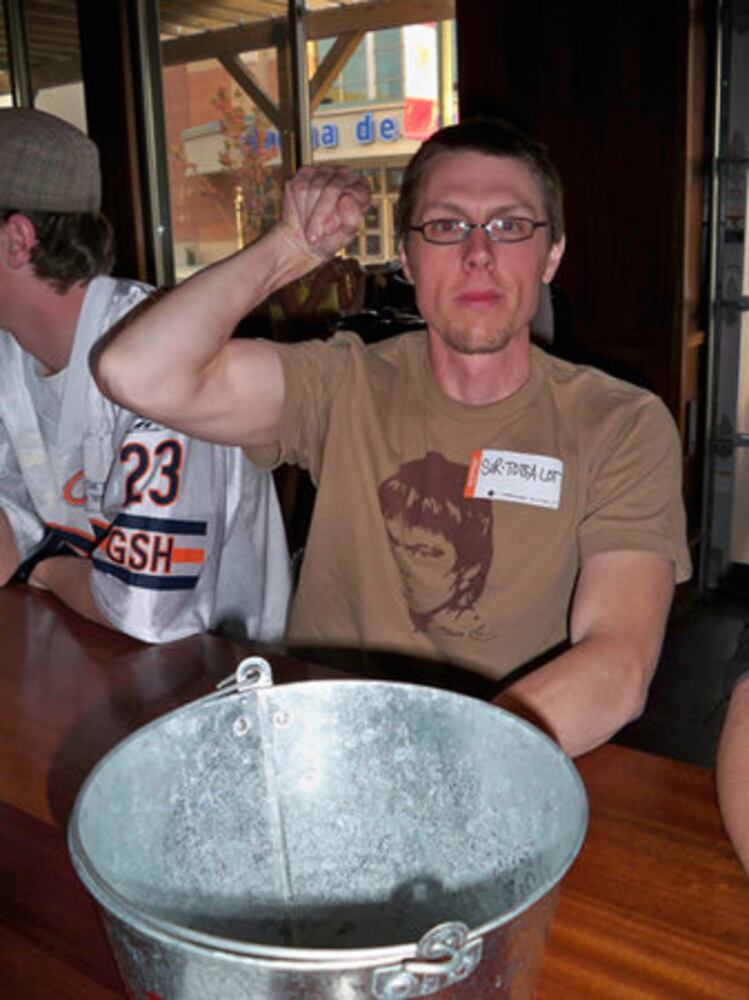 Bar Louie Tater Tot eating contest