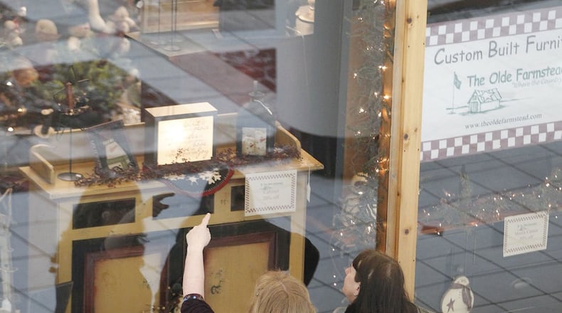 Retailers expect about 137 million shoppers to come out during Thanksgiving weekend. TY GREENLEES/STAFF