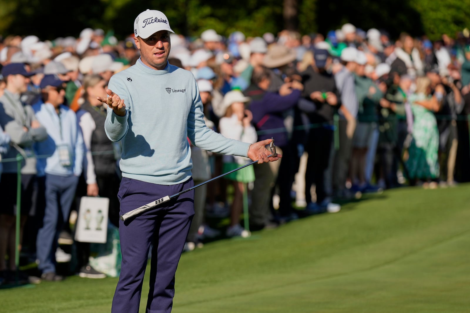 Justin Thomas warms up on the putting green during a practice round at the Masters golf tournament, Tuesday, April 8, 2025, in Augusta, Ga. (AP Photo/George Walker IV)