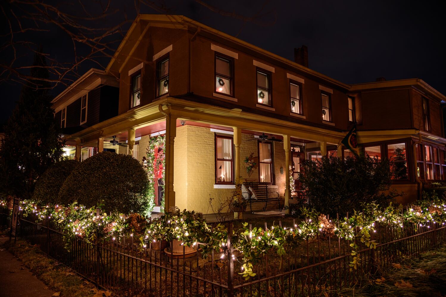 PHOTOS: Take a look inside stunning Oregon District homes decorated for its annual Candlelight Holiday Tour