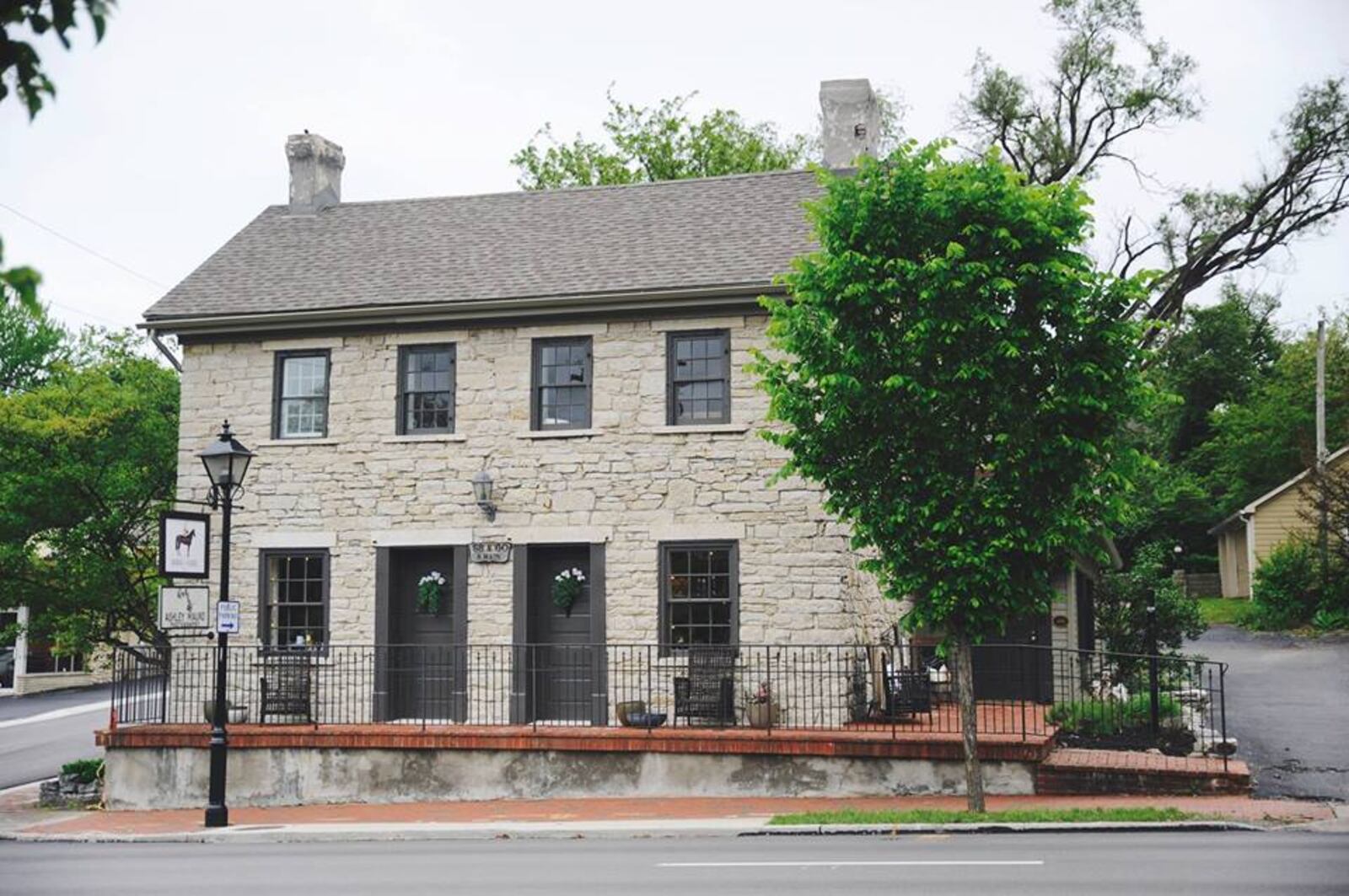 At Horse & Hare shoppers are met with perfect gift items at every turn.  Clothing, accessories, jewelry, bath and body products, home decor, bar accessories, and much more - all in a beautifully restored historic building in Centerville's historic district.