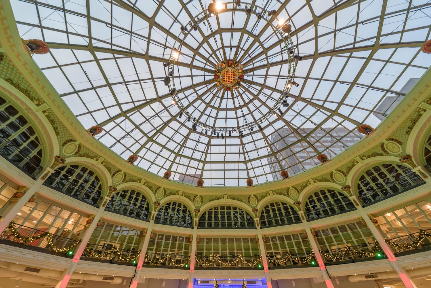 PHOTOS: Holly Days returns to the Dayton Arcade for the first time in 28 years
