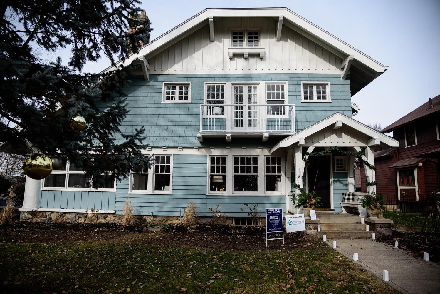 PHOTOS: Inside gorgeous Oakwood homes decorated for its very first  holiday home tour