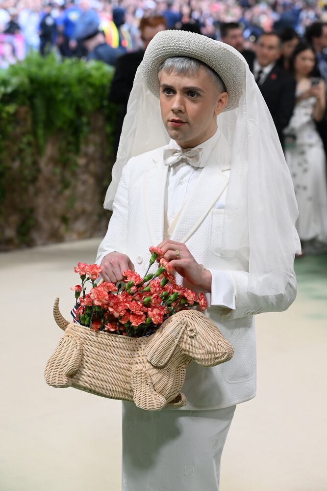 Cole Escola at the Metropolitan Museum of Art's Costume Institute benefit gala in New York, May 6, 2024. (Nina Westervelt/The New York Times)