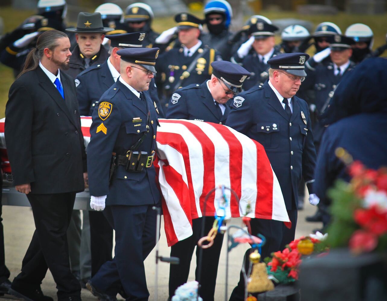 Trotwood Officer Dave Yaney funeral