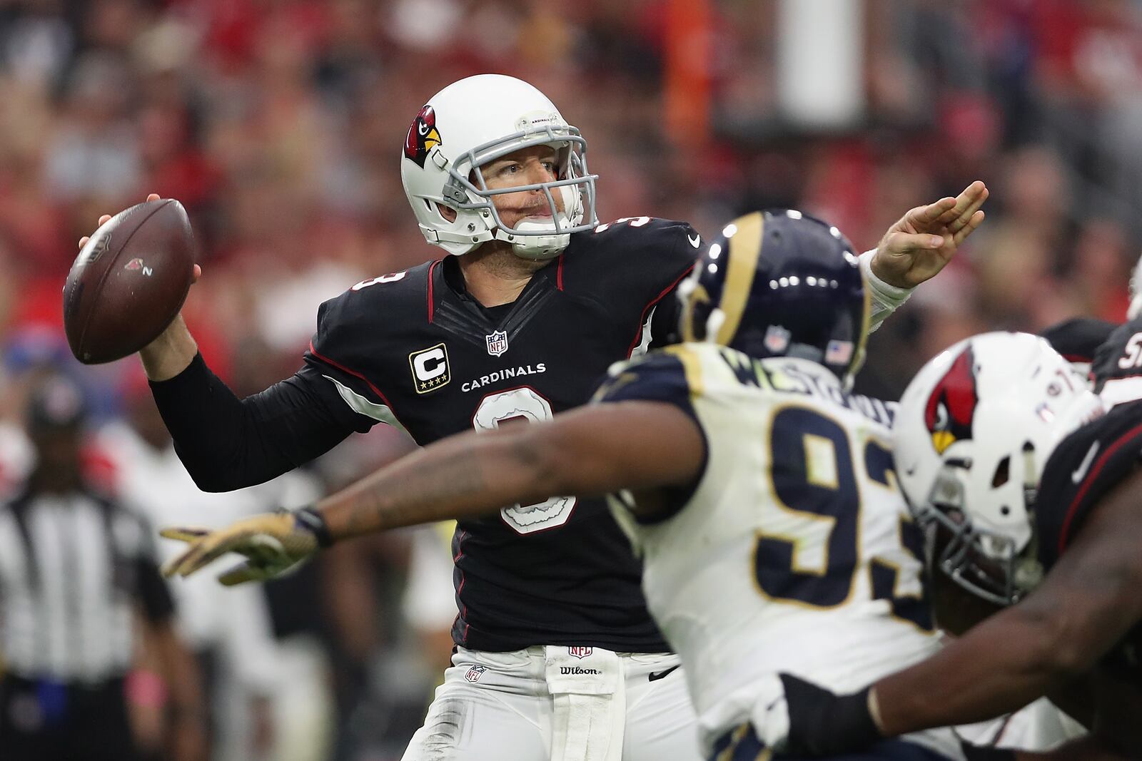 GLENDALE, AZ - OCTOBER 02: Quarterback Carson Palmer #3 of the Arizona Cardinals makes a pass during the second half of the NFL game at the University of Phoenix Stadium on October 2, 2016 in Glendale, Arizona. The Rams defeated the Cardinals 17-13. (Photo by Christian Petersen/Getty Images)