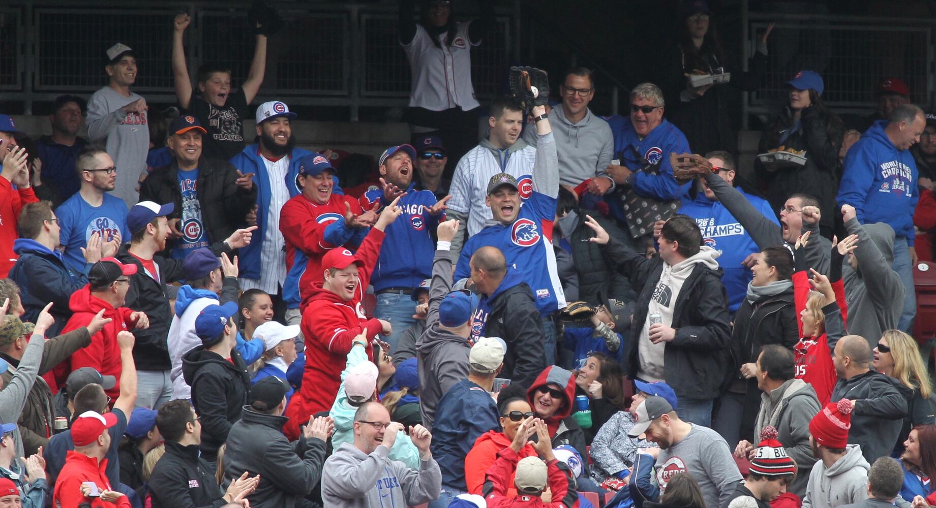 Cincinnati Reds vs. Chicago Cubs: Photos from April 22
