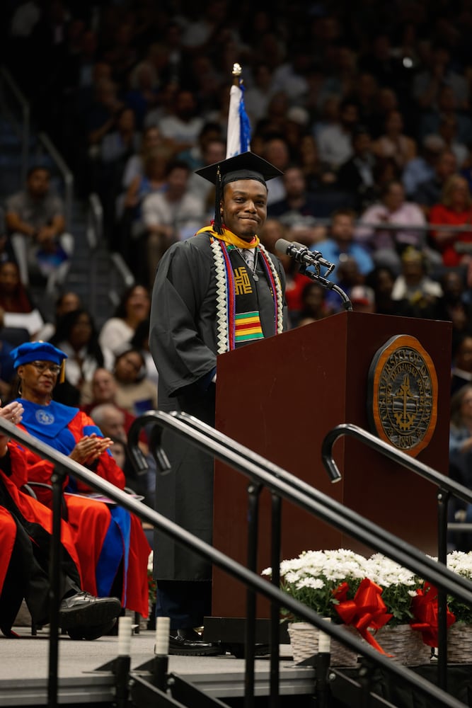 2025 UD graduation