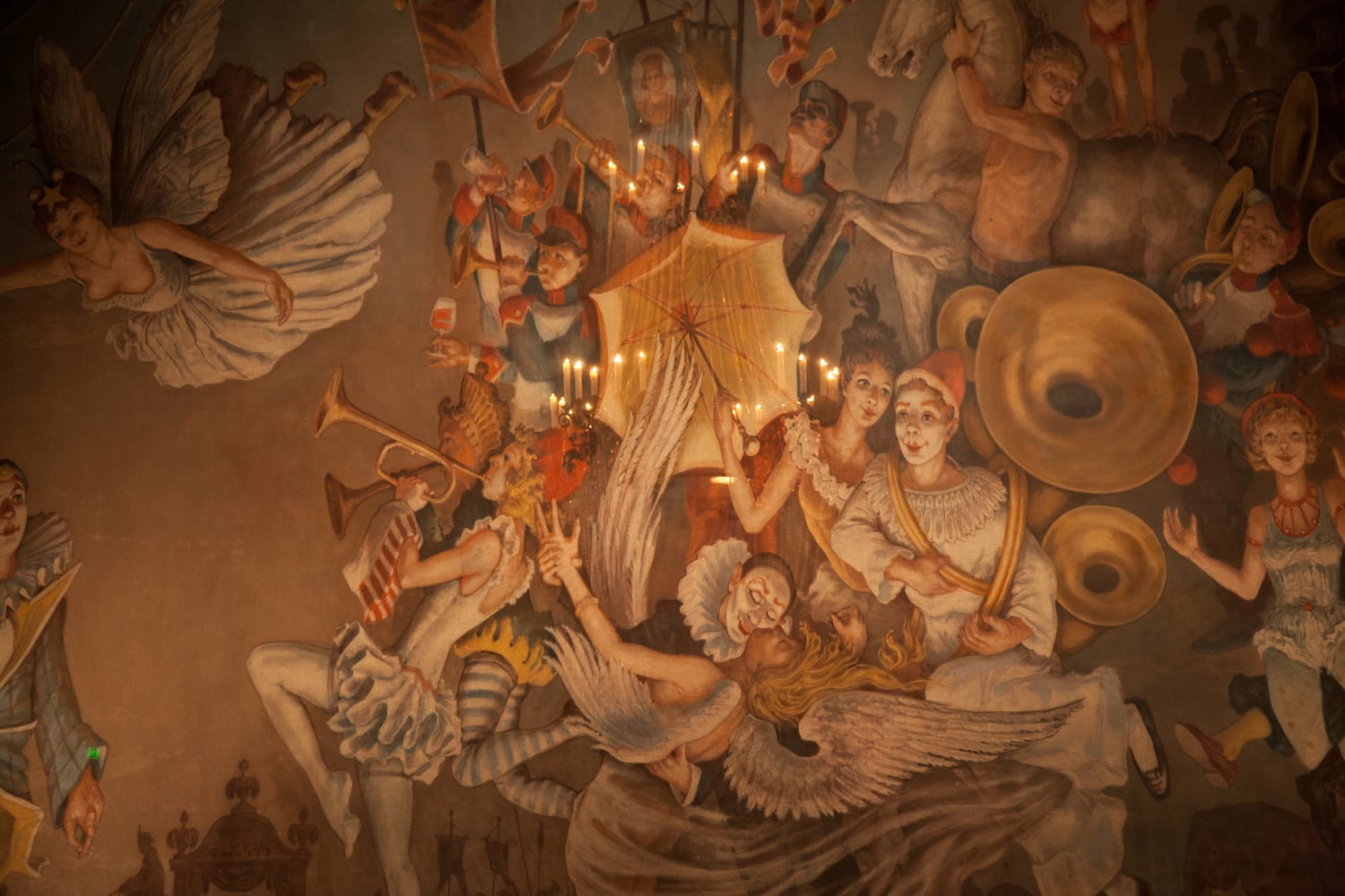 PHOTOS: See these breathtaking acrobats and actors before they make a stop in Dayton next year