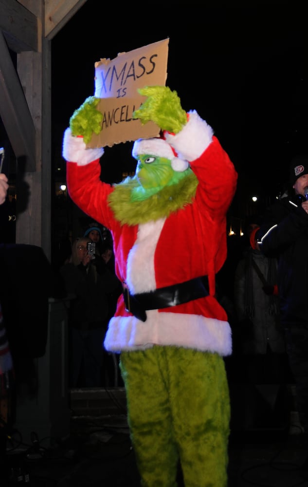 PHOTOS: Did we spot you at The Greene’s Christmas tree lighting?