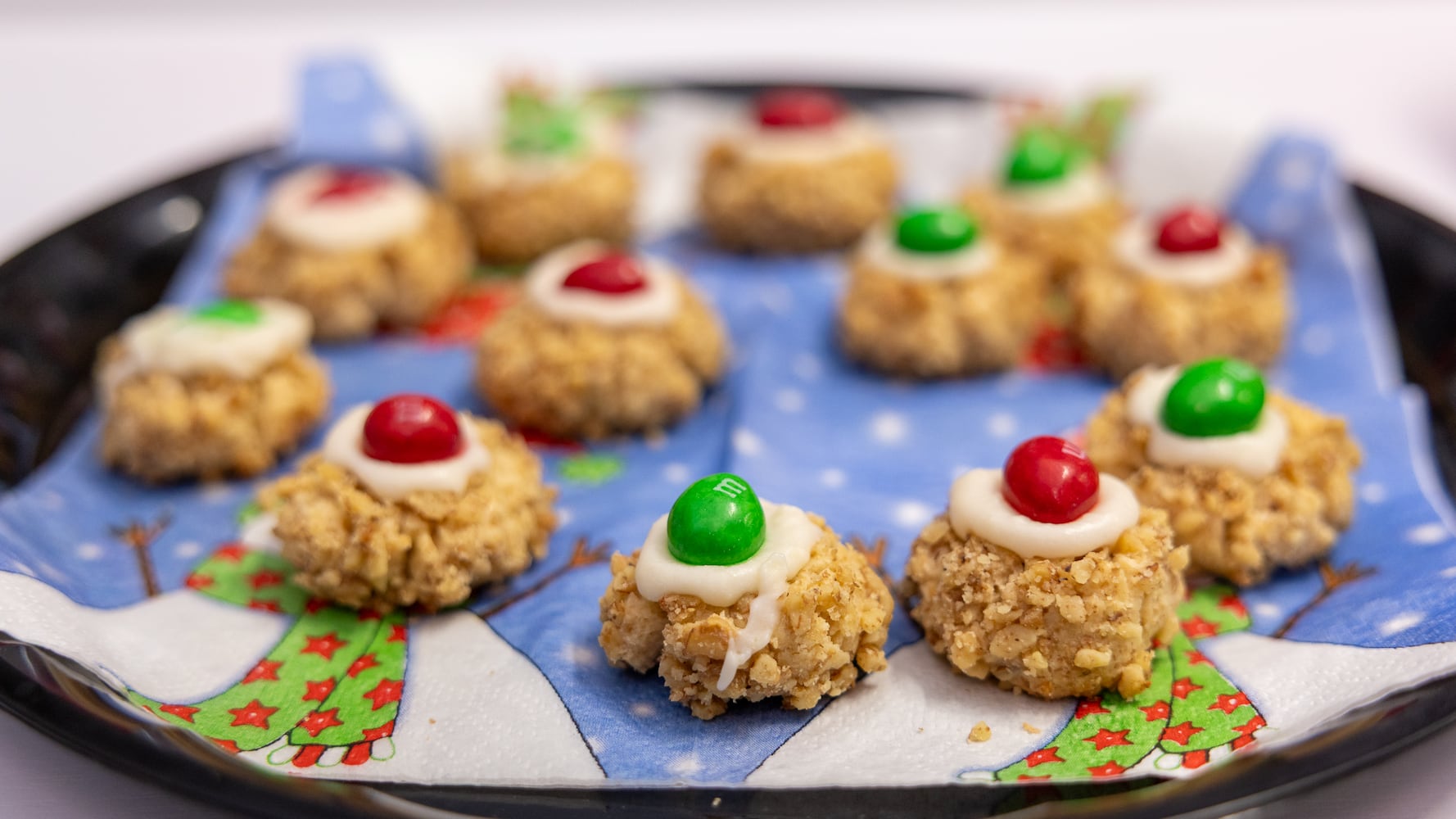 DDN 112425 DDN Holiday Cookie Contest