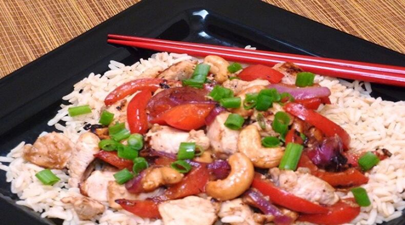 Chinese Chicken with Cashew Nuts. (Linda Gassenheimer/TNS)